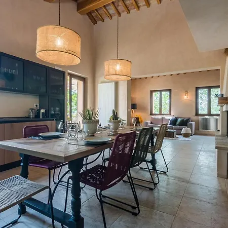 Villa Del Duca